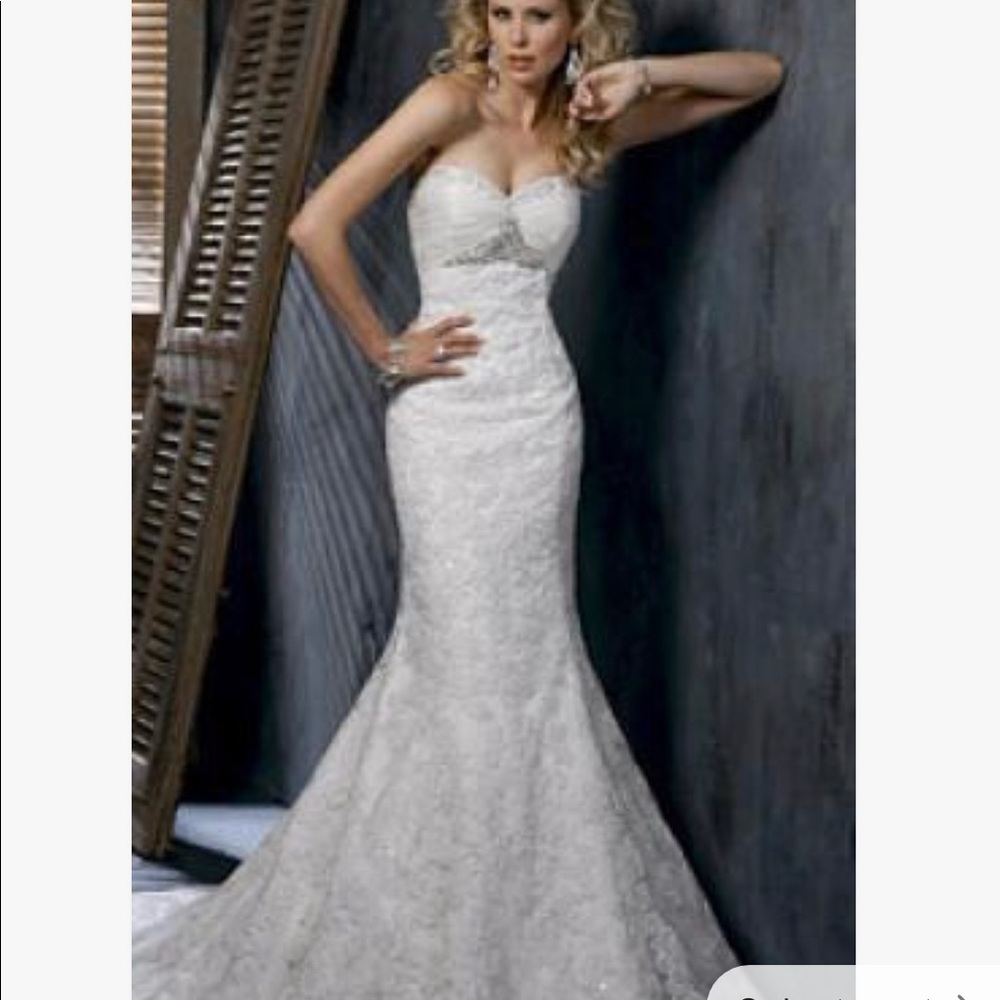 Maggie Sottero Evelyn Wedding Gown
